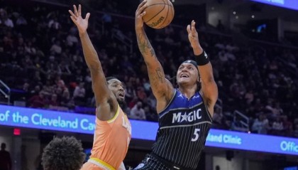 开云体育入口-周三竞彩篮球强档：骑士战绩判若两人 魔术势头凶猛