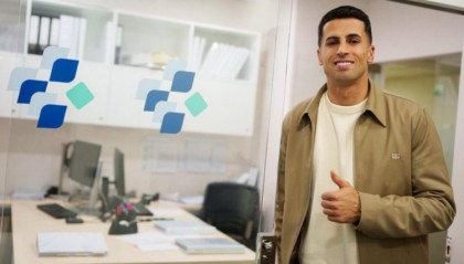 博主：坎塞洛新闻发布会改为今晚11点45分举行